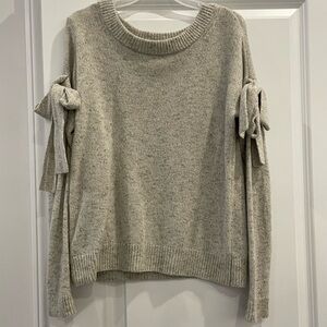 Gray sweater with bows